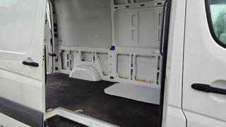 VOLKSWAGEN Crafter usata, con USB