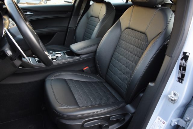 ALFA ROMEO Stelvio usata, con Autoradio