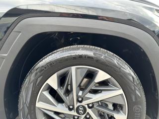 HYUNDAI Tucson usata, con Autoradio