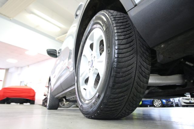 FORD Kuga usata, con Sedile posteriore sdoppiato