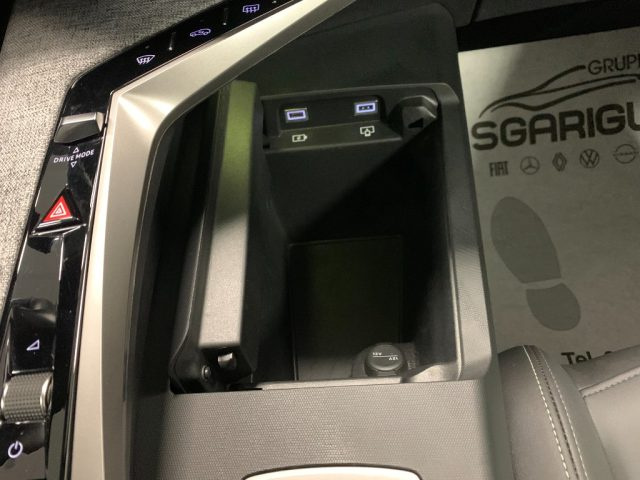 PEUGEOT 3008 usata, con Park Distance Control