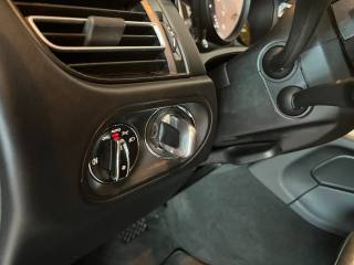 PORSCHE Macan usata, con Volante in pelle