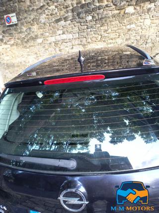 OPEL Astra usata, con Sedile posteriore sdoppiato