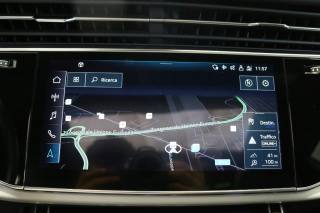 AUDI Q8 usata, con Airbag testa