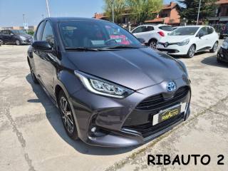 TOYOTA Yaris usata, con Luci diurne LED