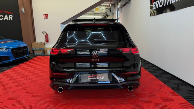 VOLKSWAGEN Golf GTI usata, con Autoradio