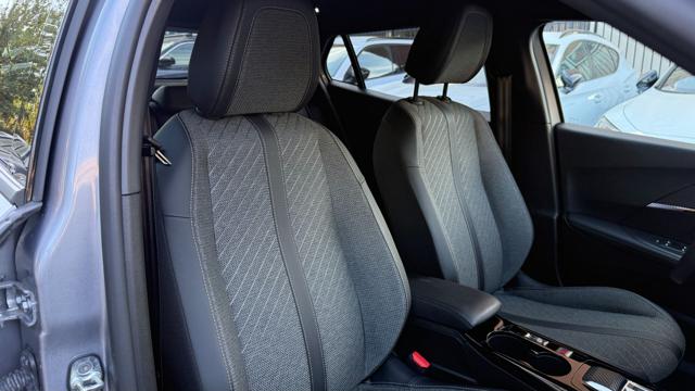 PEUGEOT 2008 usata, con Park Distance Control