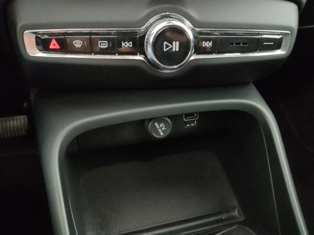VOLVO XC40 usata, con Touch screen