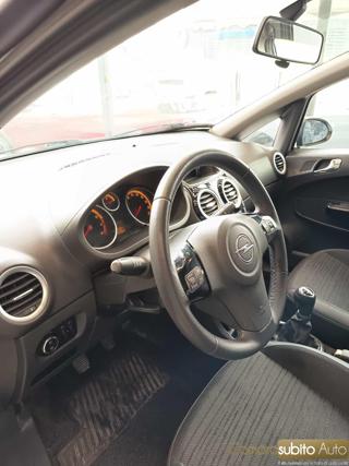 OPEL Corsa usata 24