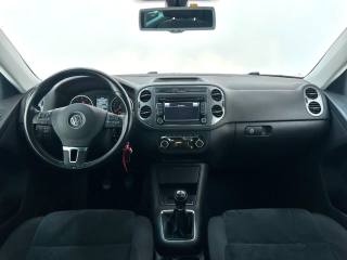 VOLKSWAGEN Tiguan usata, con Autoradio