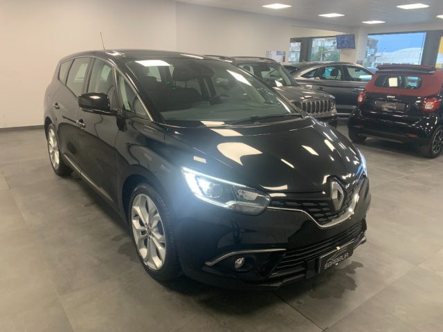 RENAULT Grand Scenic usata, con MP3