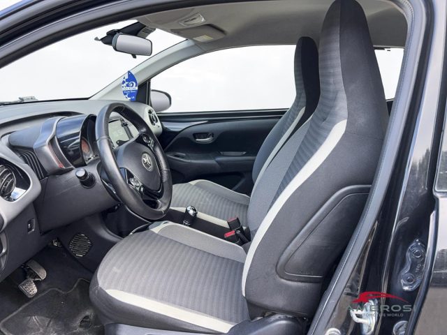 TOYOTA Aygo usata 8