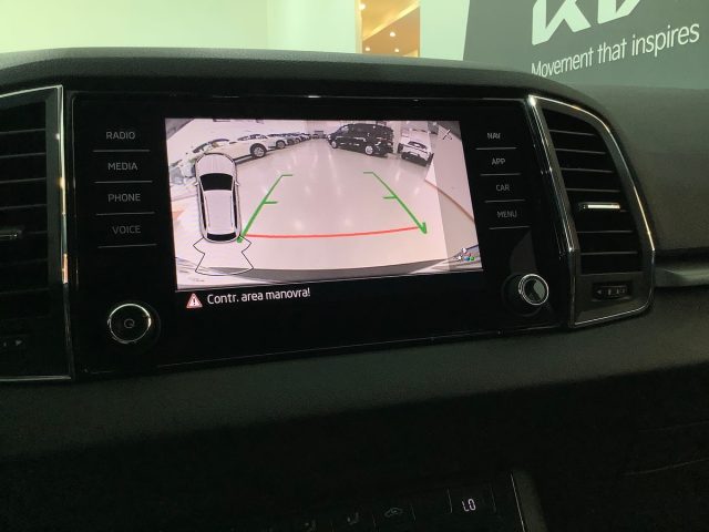 SKODA Karoq usata, con Bracciolo