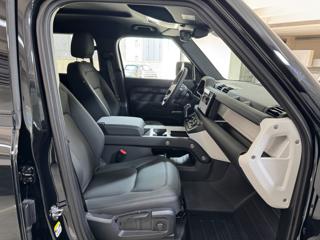 LAND ROVER Defender usata, con Fendinebbia