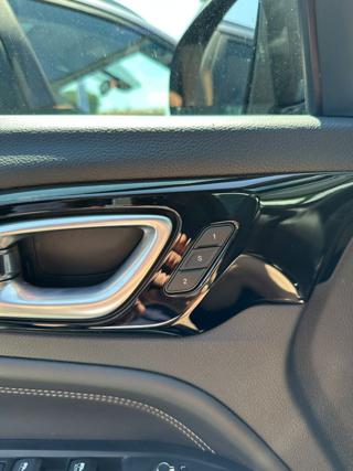 JEEP Compass usata, con Interni in pelle
