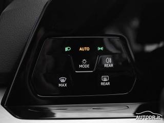 VOLKSWAGEN Golf Variant usata, con Bracciolo