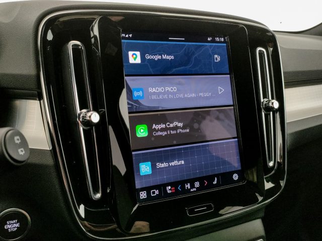 VOLVO XC40 usata, con Controllo trazione