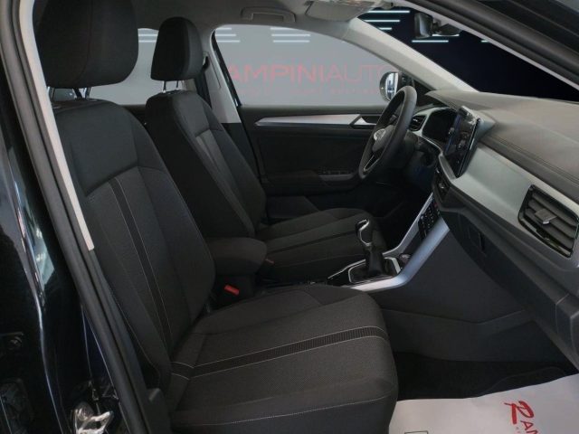 VOLKSWAGEN T-Roc usata 17