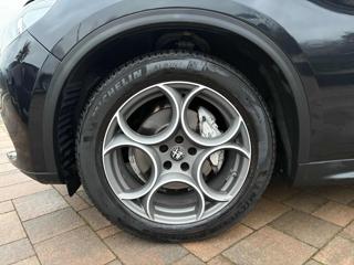 ALFA ROMEO Stelvio usata, con Alzacristalli elettrici