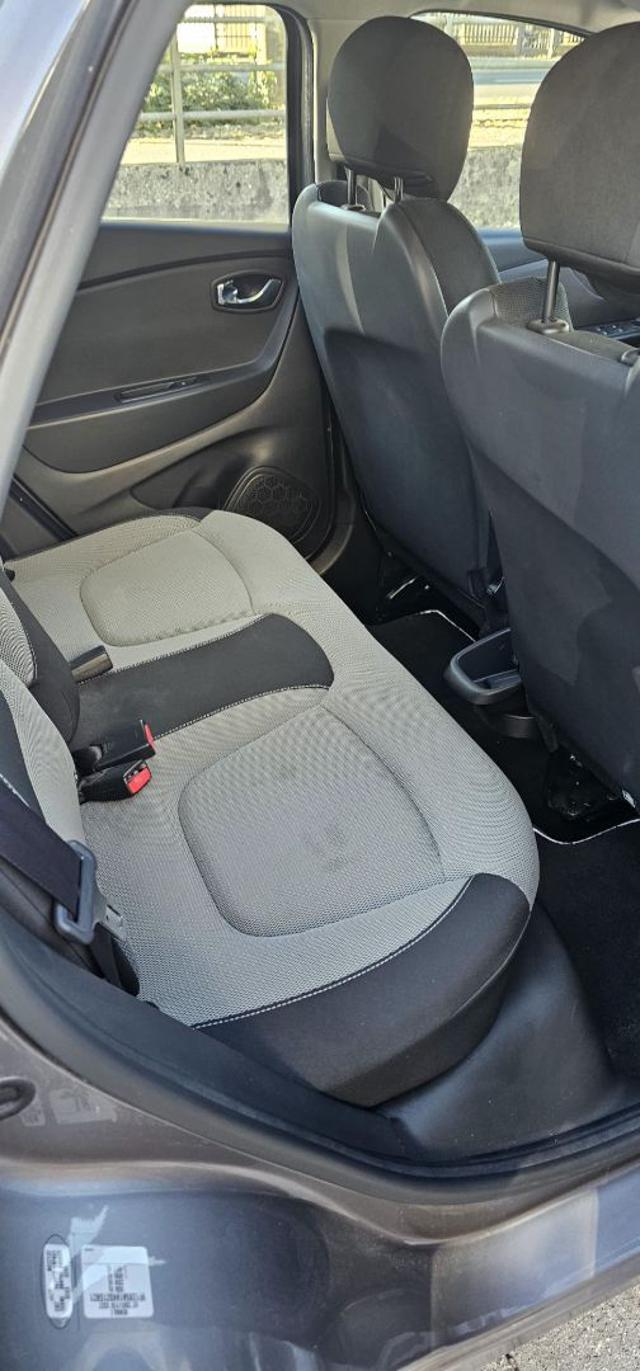 RENAULT Captur usata, con Airbag testa