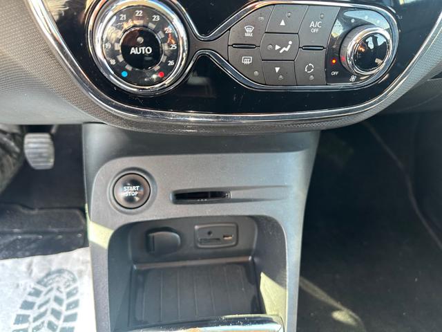 RENAULT Captur usata, con Fari LED