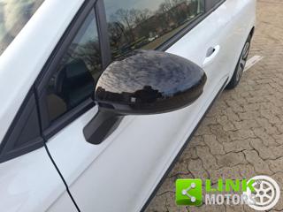 RENAULT Clio usata, con Sedile posteriore sdoppiato