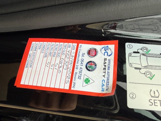 VOLKSWAGEN Tiguan usata, con Bracciolo