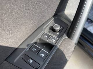 VOLKSWAGEN Tiguan usata, con Bracciolo