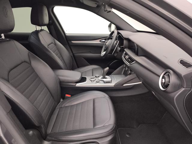 ALFA ROMEO Stelvio usata, con Volante multifunzione