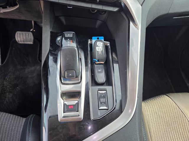 PEUGEOT 3008 usata, con Bluetooth