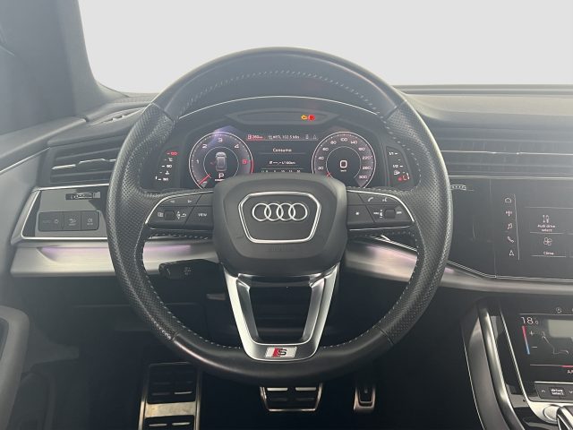 AUDI Q8 usata 11
