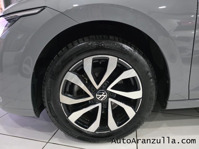 VOLKSWAGEN Golf usata, con Luci diurne LED