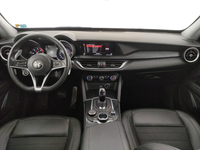 ALFA ROMEO Stelvio usata, con Controllo automatico clima