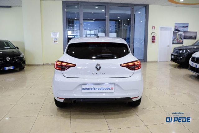 RENAULT Clio usata, con Autoradio