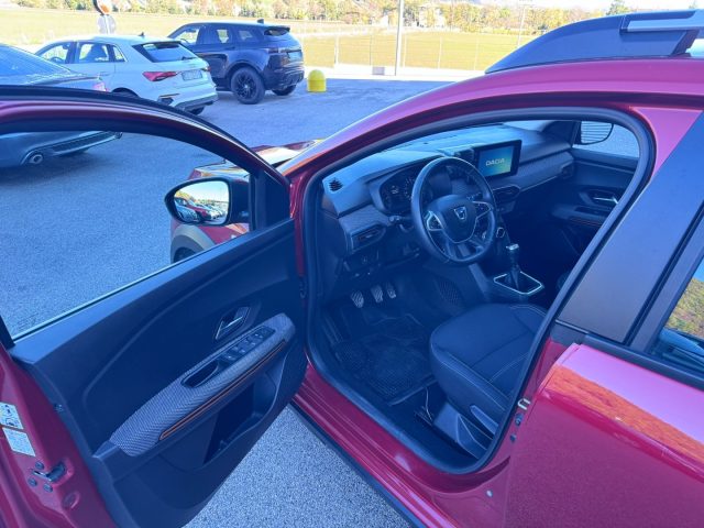 DACIA Sandero usata, con Touch screen