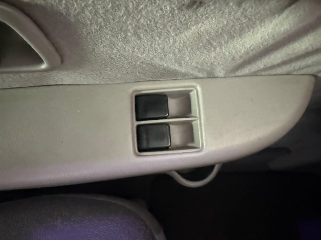 NISSAN Micra usata 11