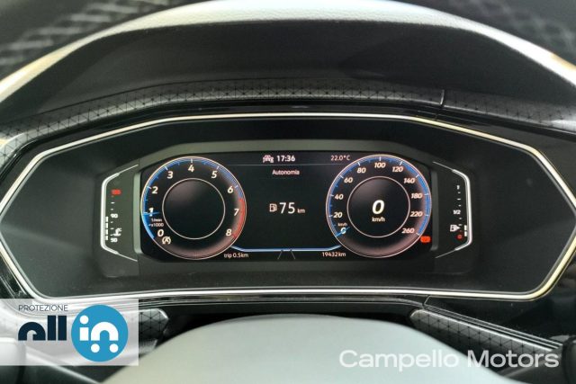 VOLKSWAGEN T-Cross usata 8