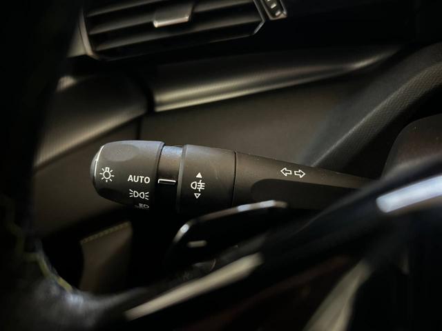 PEUGEOT 408 usata, con Sistema di navigazione