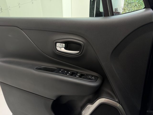 JEEP Renegade usata, con Sedile posteriore sdoppiato