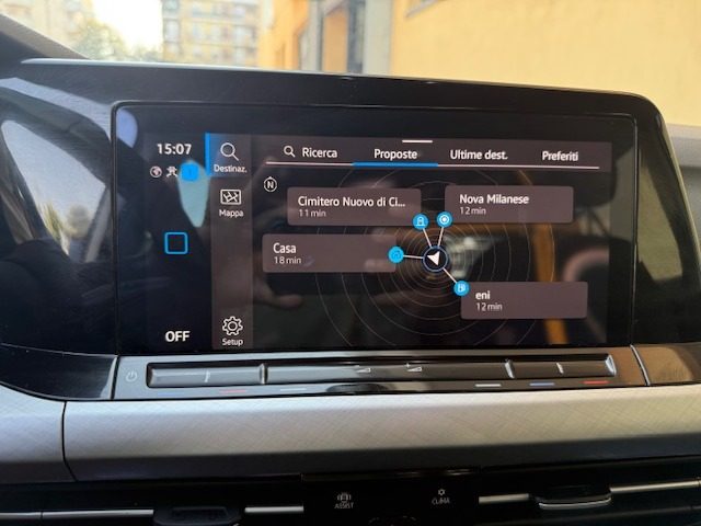 VOLKSWAGEN Golf usata, con ESP