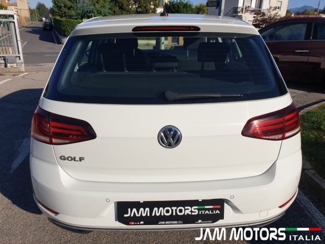 VOLKSWAGEN Golf usata, con Autoradio