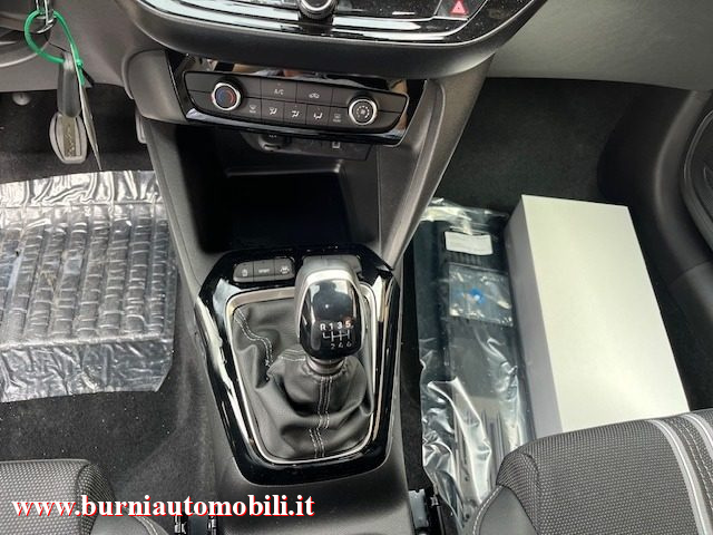 OPEL Corsa usata, con ESP