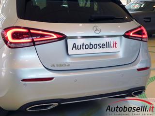 MERCEDES-BENZ A 180 usata, con Specchietti laterali elettrici