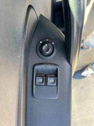 RENAULT Kangoo usata, con Chiusura centralizzata telecomandata