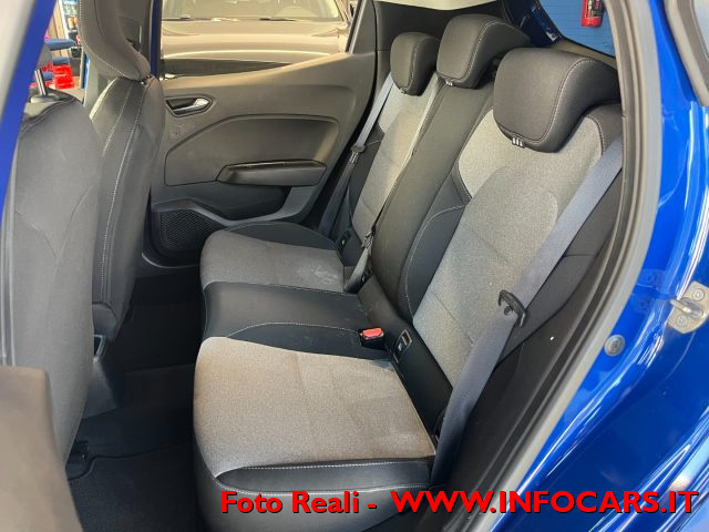 RENAULT Clio usata, con Autoradio