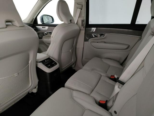 VOLVO XC90 usata, con Sensori di parcheggio anteriori
