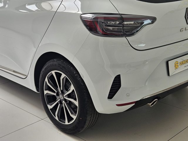 RENAULT Clio usata, con Autoradio