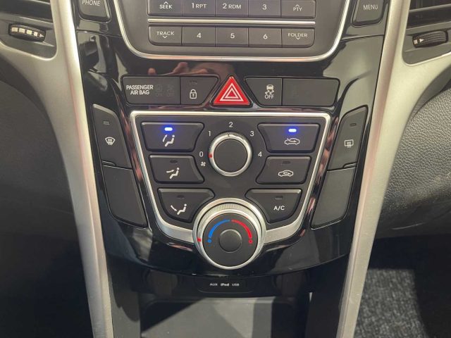 HYUNDAI i30 usata 17