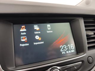 OPEL Crossland usata, con USB