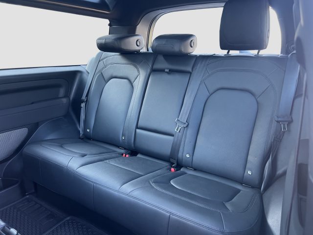 LAND ROVER Defender usata 10